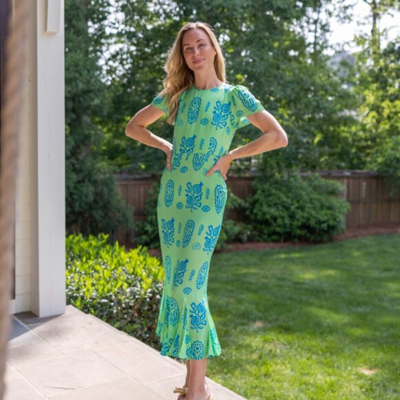 Lulani Ruffle-Hem Printed Maxi Dress - Picture 3 of 7